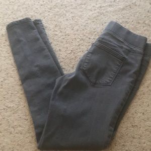 Old navy super skinny legging Jean Size 6 regular